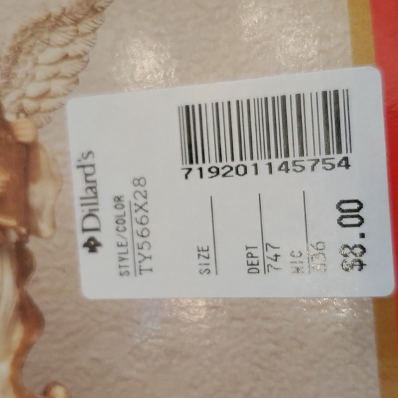 Metal angel stocking holder - Picture 5 of 5